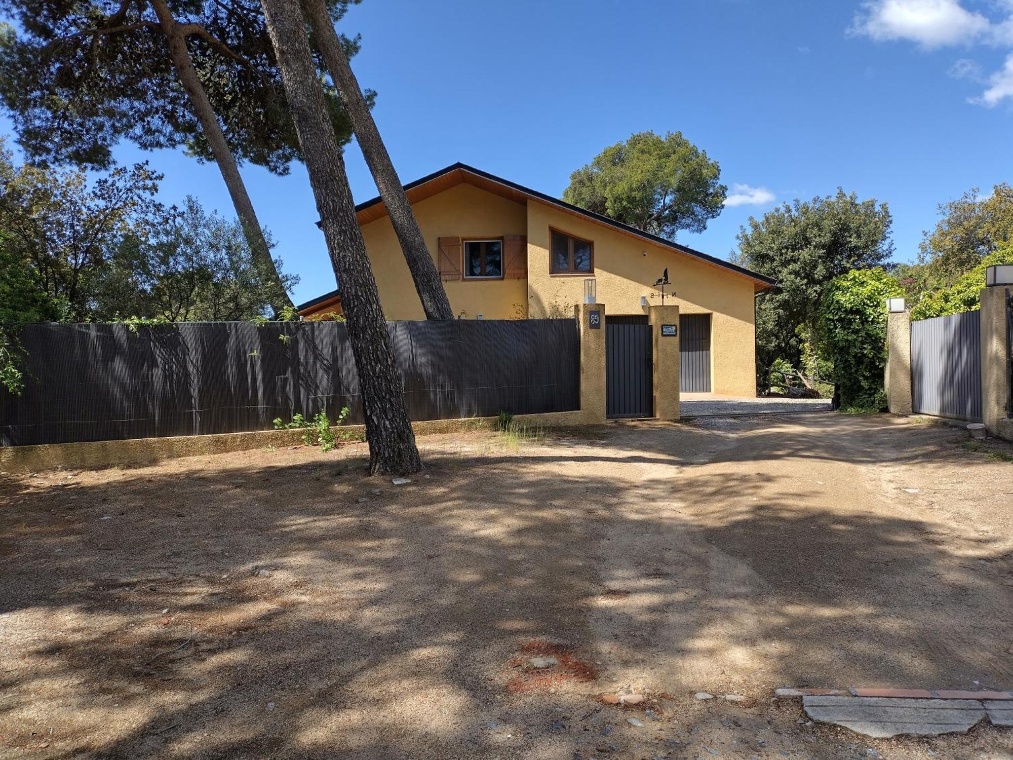 Casa Feliz Villa Sant Cebrià de Vallalta Eksteriør billede