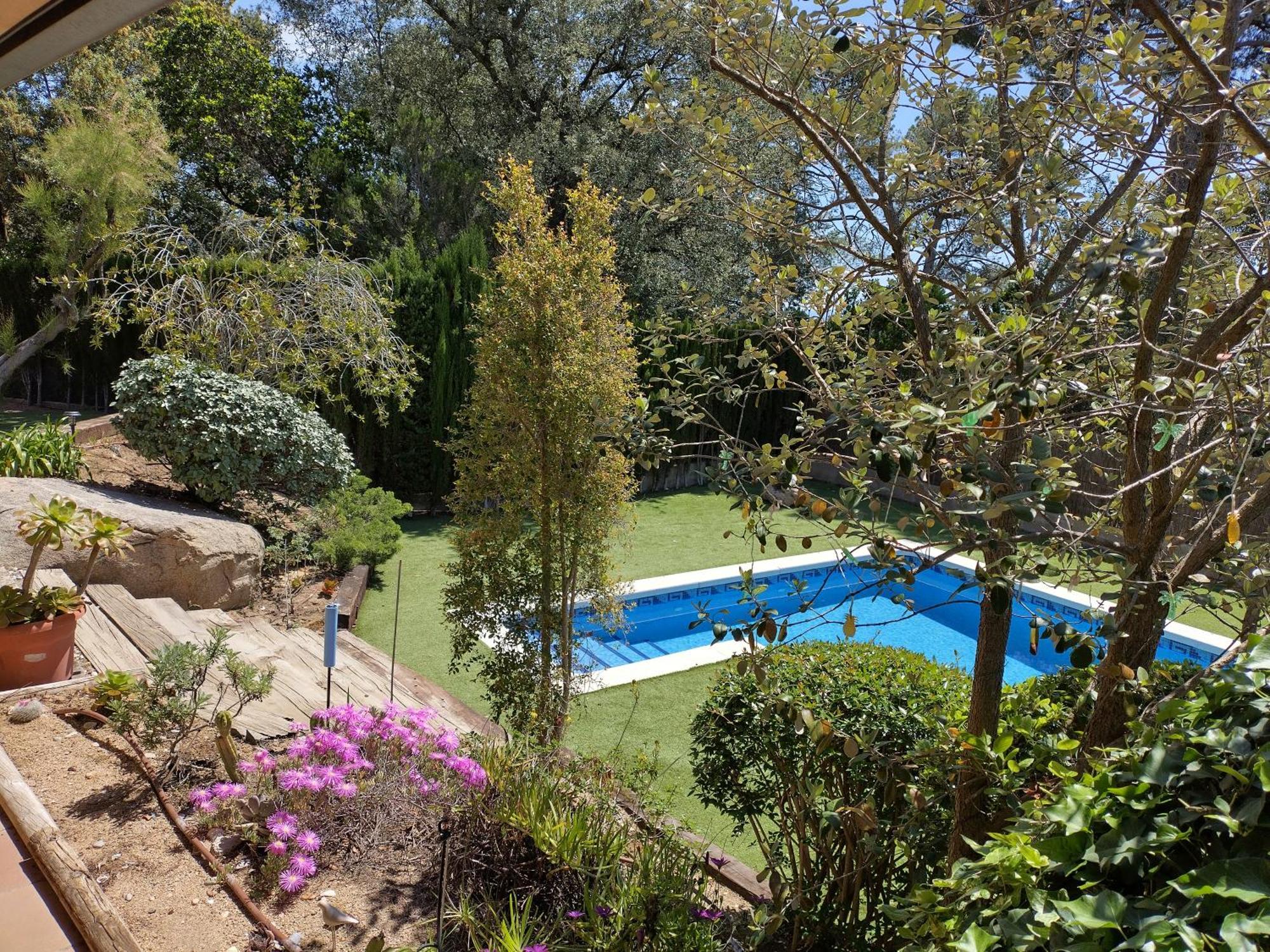 Casa Feliz Villa Sant Cebrià de Vallalta Eksteriør billede