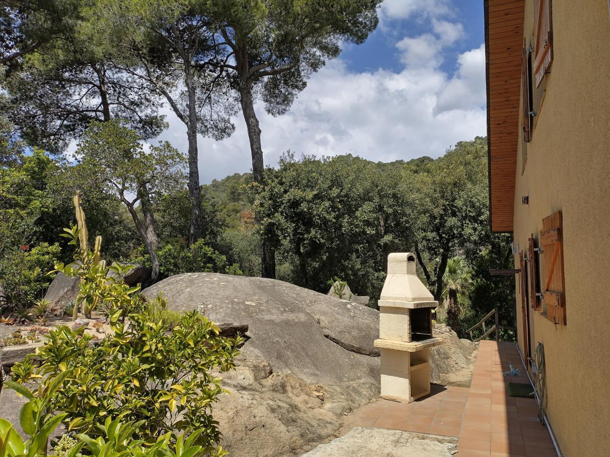 Casa Feliz Villa Sant Cebrià de Vallalta Eksteriør billede