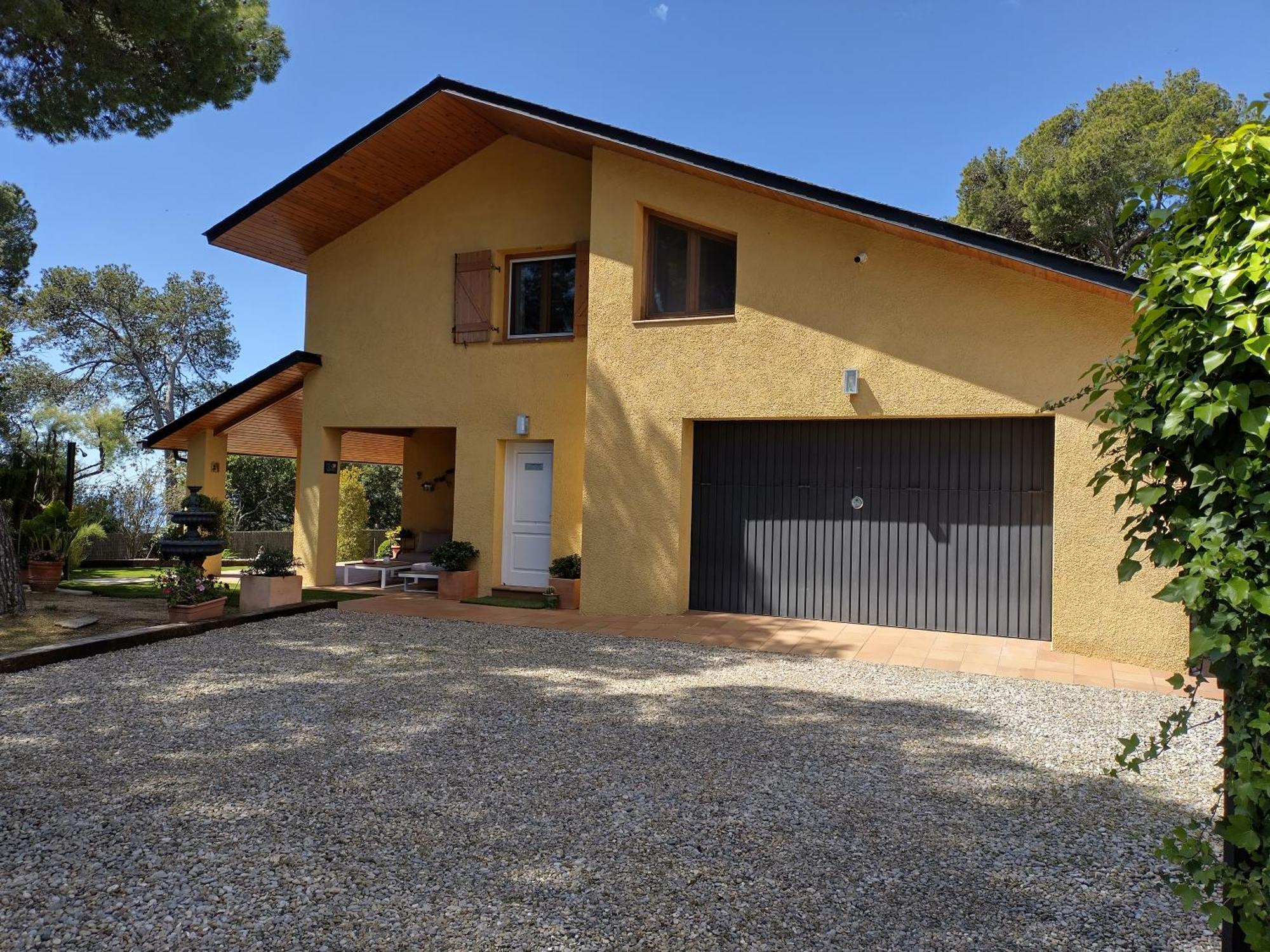 Casa Feliz Villa Sant Cebrià de Vallalta Eksteriør billede