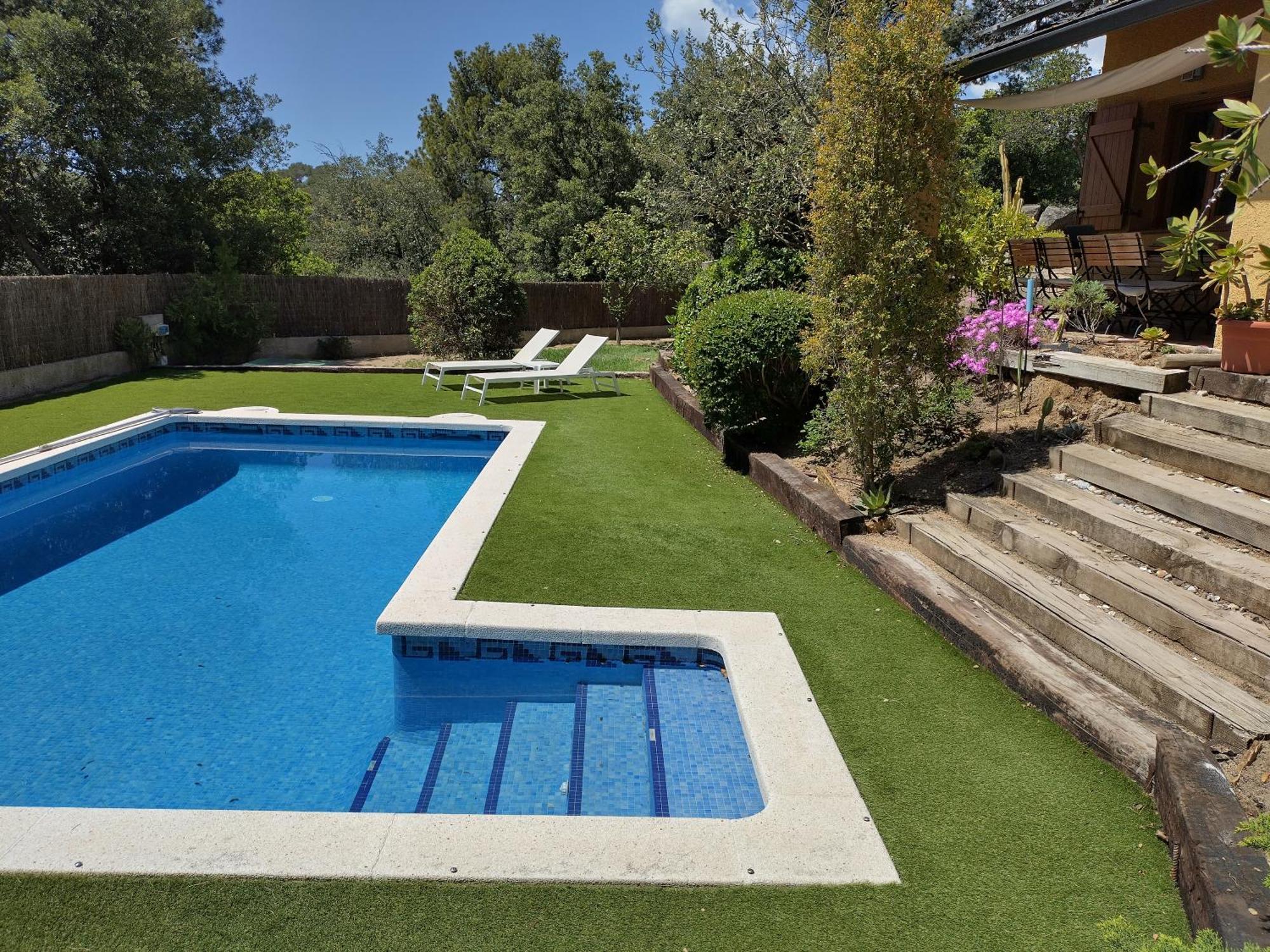 Casa Feliz Villa Sant Cebrià de Vallalta Eksteriør billede